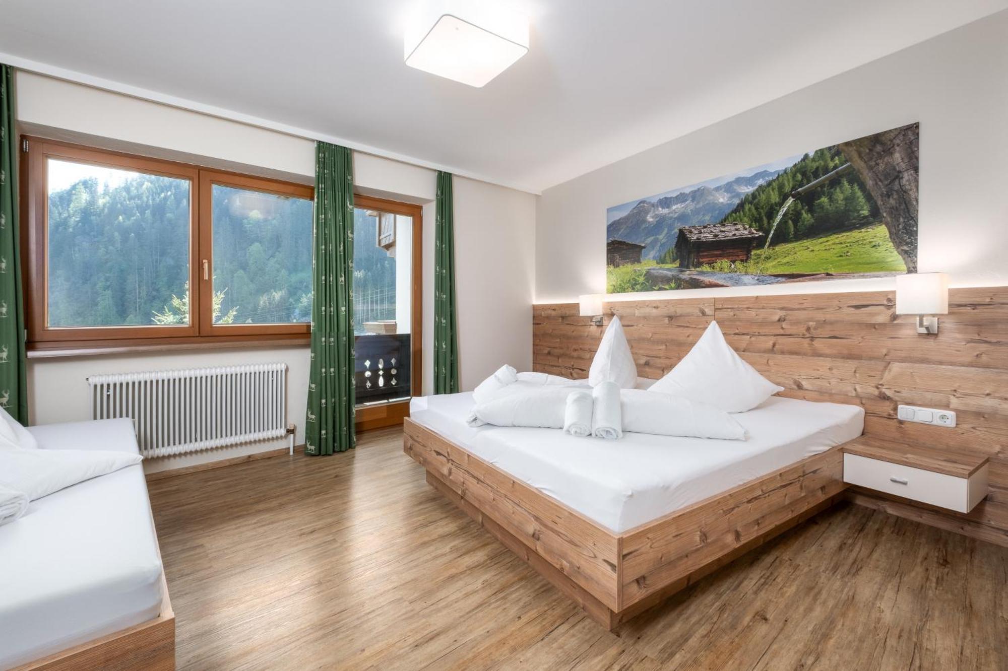 Haus Tuxerklamm Apartment ไมย์อาโฮเฟิน ภายนอก รูปภาพ